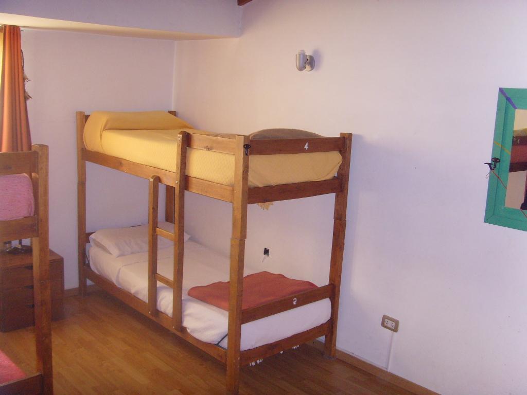 Hostel El Agora Trelew Ngoại thất bức ảnh