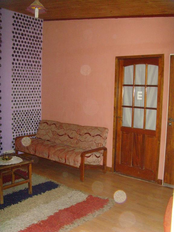 Hostel El Agora Trelew Ngoại thất bức ảnh